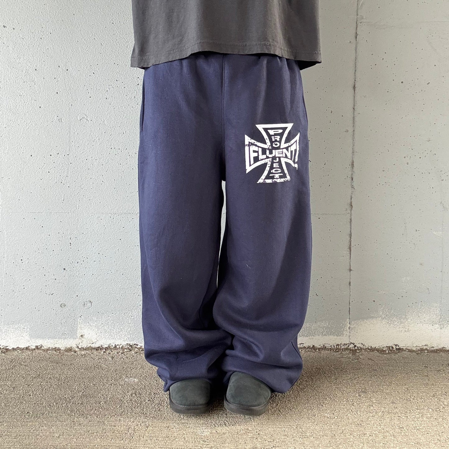 Fluent Cross Sweatpants Navy