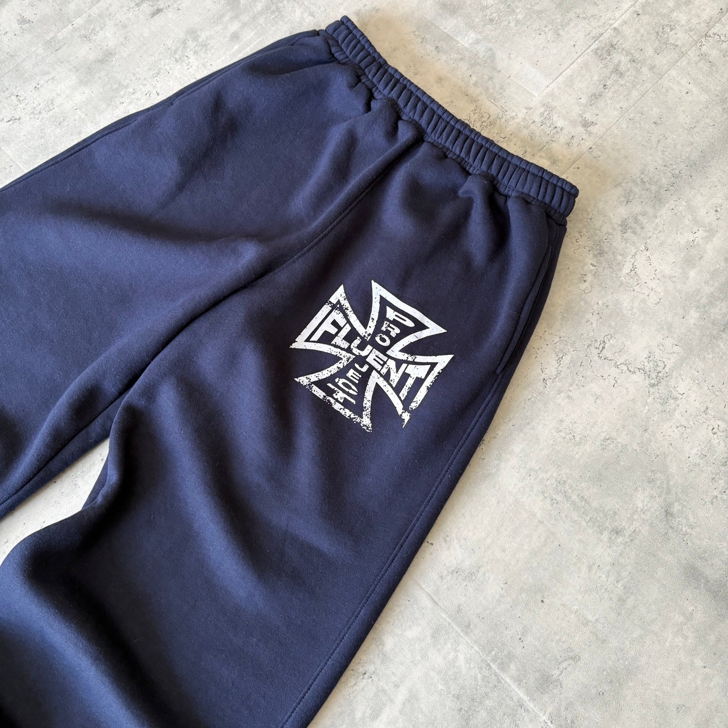 Fluent Cross Sweatpants Navy