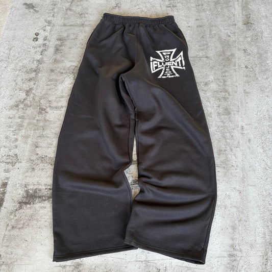Fluent Cross Sweatpants Black